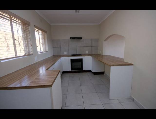 4 BEDROOM HOUSE FOR SALE IN NATURENA